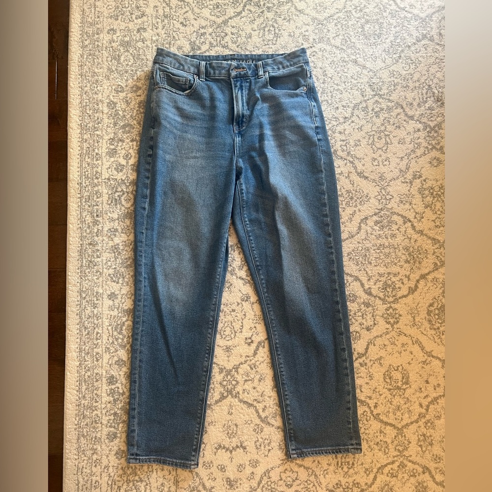 American Eagle Curvy Mom Jean